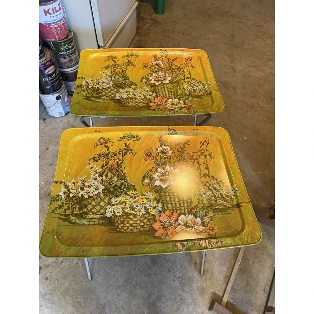 2 vintage LaVada 70s Retro Metal Tv Trays folding tables Yellow Floral Basket